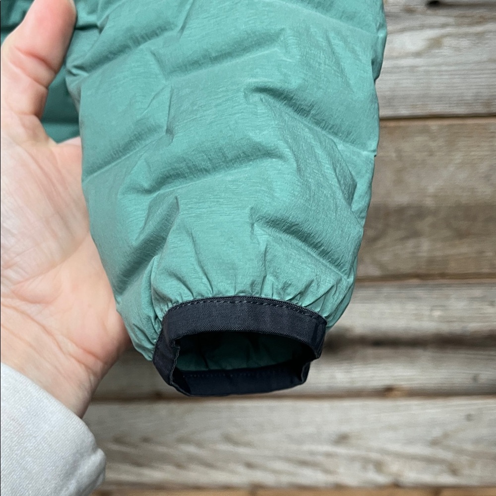 Mountain Hardware Stretch Down Pullover Teal Quil… - image 7